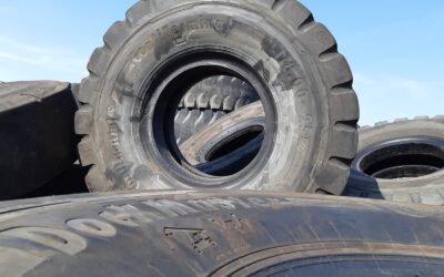 The Truth About Forklift Tires: Types, Wear Signs, and Replacement Tips