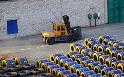 Forklift Maintenance in Phoenix, AZ: Keeping Your Equipment Cool